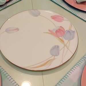 Mikasa 'Swiss Garden' bone china 12-in platter